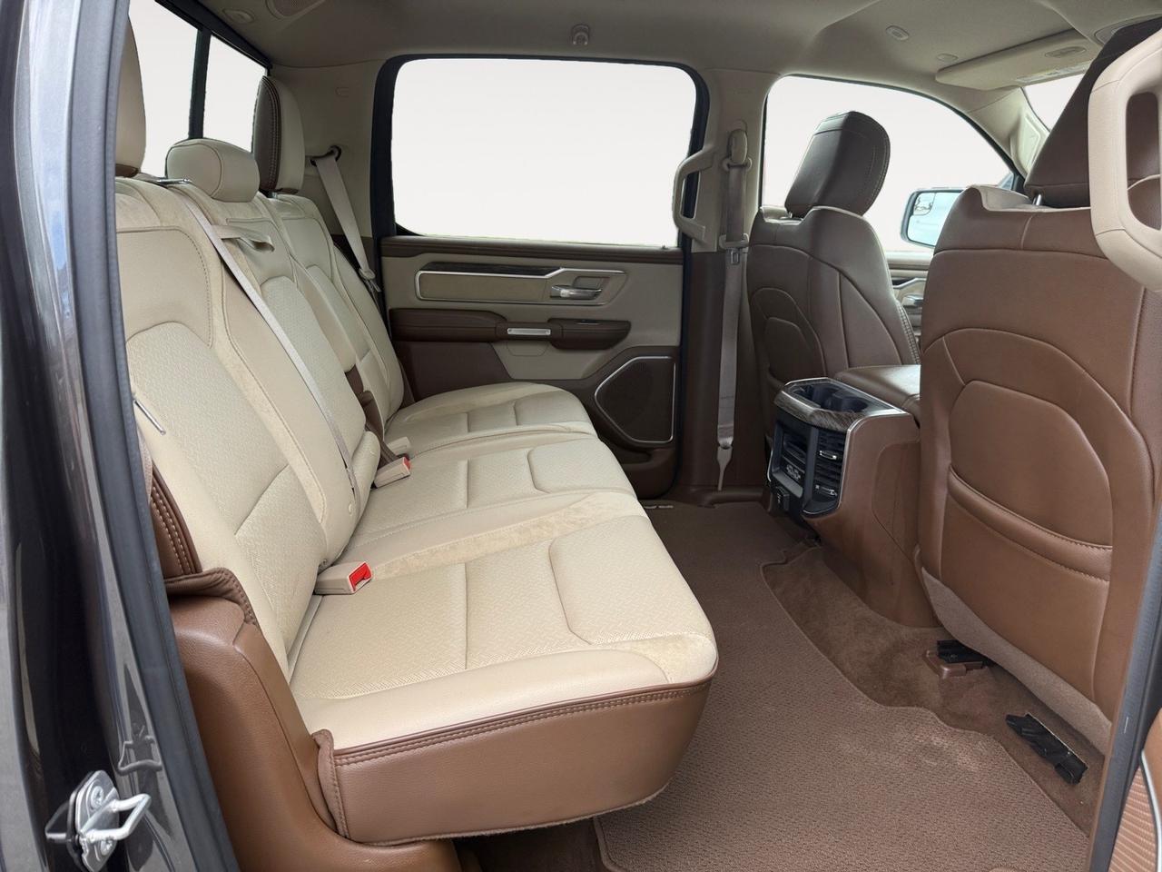 2020 Ram 1500 Laramie, HEATED AND VENTILATED FRONT SEATS, 2ND ROW IN FLOOR STORAGE BINS, REAR POWER SLIDING WINDOWS, CHROME TOW HOOKS, RUNNING BOARDS, REMOTE TAILGATE RELEASE, V8 HEMI, DONT LET YOUR DREAM TRUCK PASS YOU BY! Norfolk VA