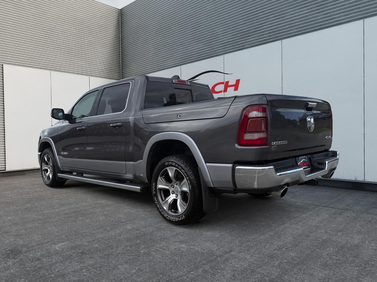 2020 Ram 1500 Laramie, HEATED AND VENTILATED FRONT SEATS, 2ND ROW IN FLOOR STORAGE BINS, REAR POWER SLIDING WINDOWS, CHROME TOW HOOKS, RUNNING BOARDS, REMOTE TAILGATE RELEASE, V8 HEMI, DONT LET YOUR DREAM TRUCK PASS YOU BY! Norfolk VA