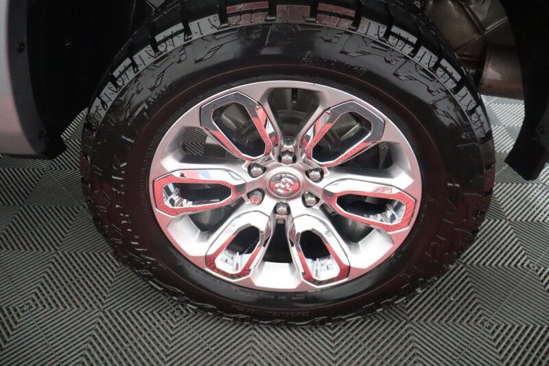 2020 Ram 1500 Laramie Sport 5.7L Hemi V8 12in GPS Sunroof FREE WAR Arlington TX