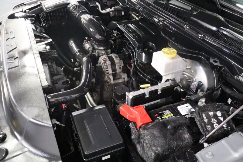 2020 Ram 1500 Laramie Sport 5.7L Hemi V8 12in GPS Sunroof FREE WAR Arlington TX