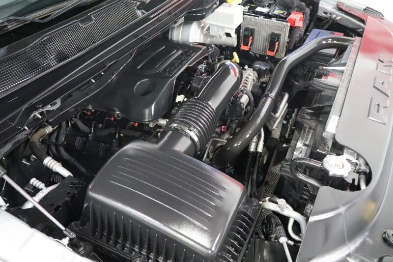 2020 Ram 1500 Laramie Sport 5.7L Hemi V8 12in GPS Sunroof FREE WAR Arlington TX