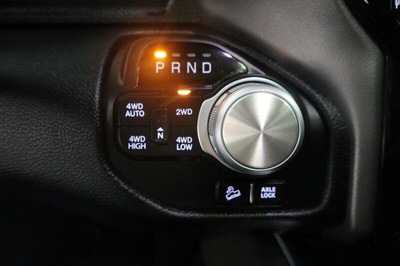 2020 Ram 1500 Laramie Sport 5.7L Hemi V8 12in GPS Sunroof FREE WAR Arlington TX