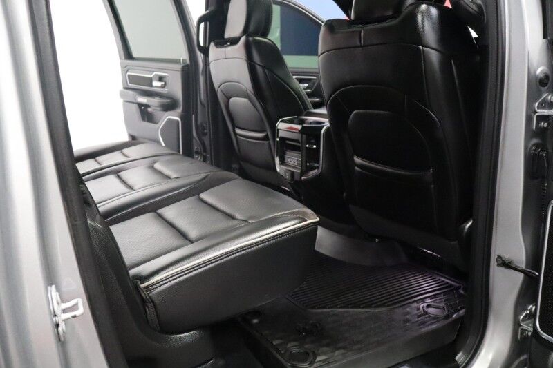 2020 Ram 1500 Laramie Sport 5.7L Hemi V8 12in GPS Sunroof FREE WAR Arlington TX