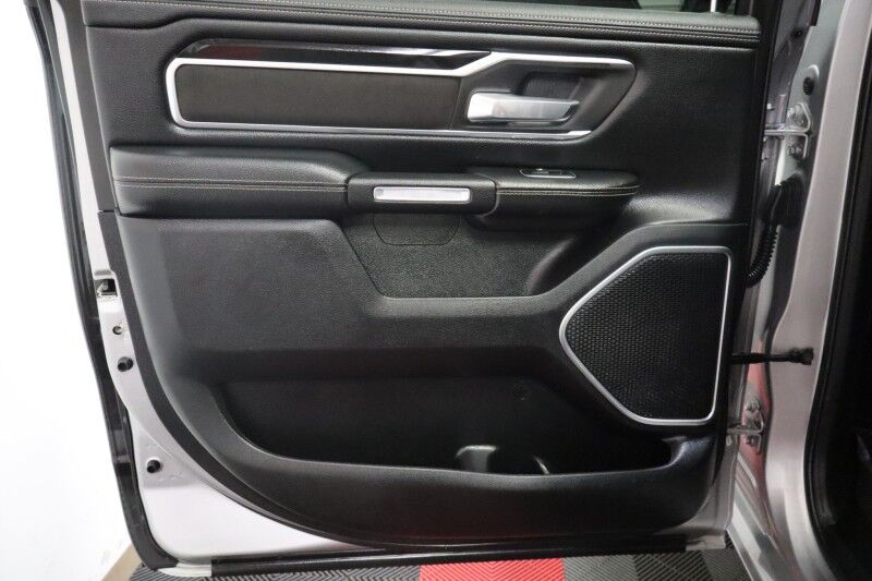 2020 Ram 1500 Laramie Sport 5.7L Hemi V8 12in GPS Sunroof FREE WAR Arlington TX