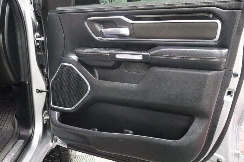 2020 Ram 1500 Laramie Sport 5.7L Hemi V8 12in GPS Sunroof FREE WAR Arlington TX
