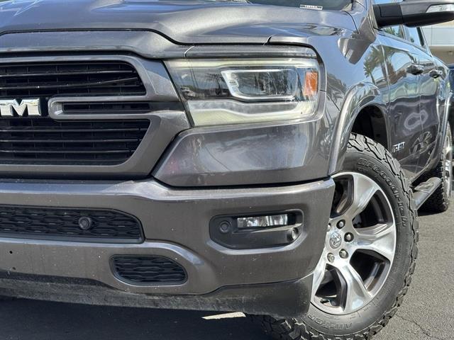 2020 Ram 1500 Laramie photo 3