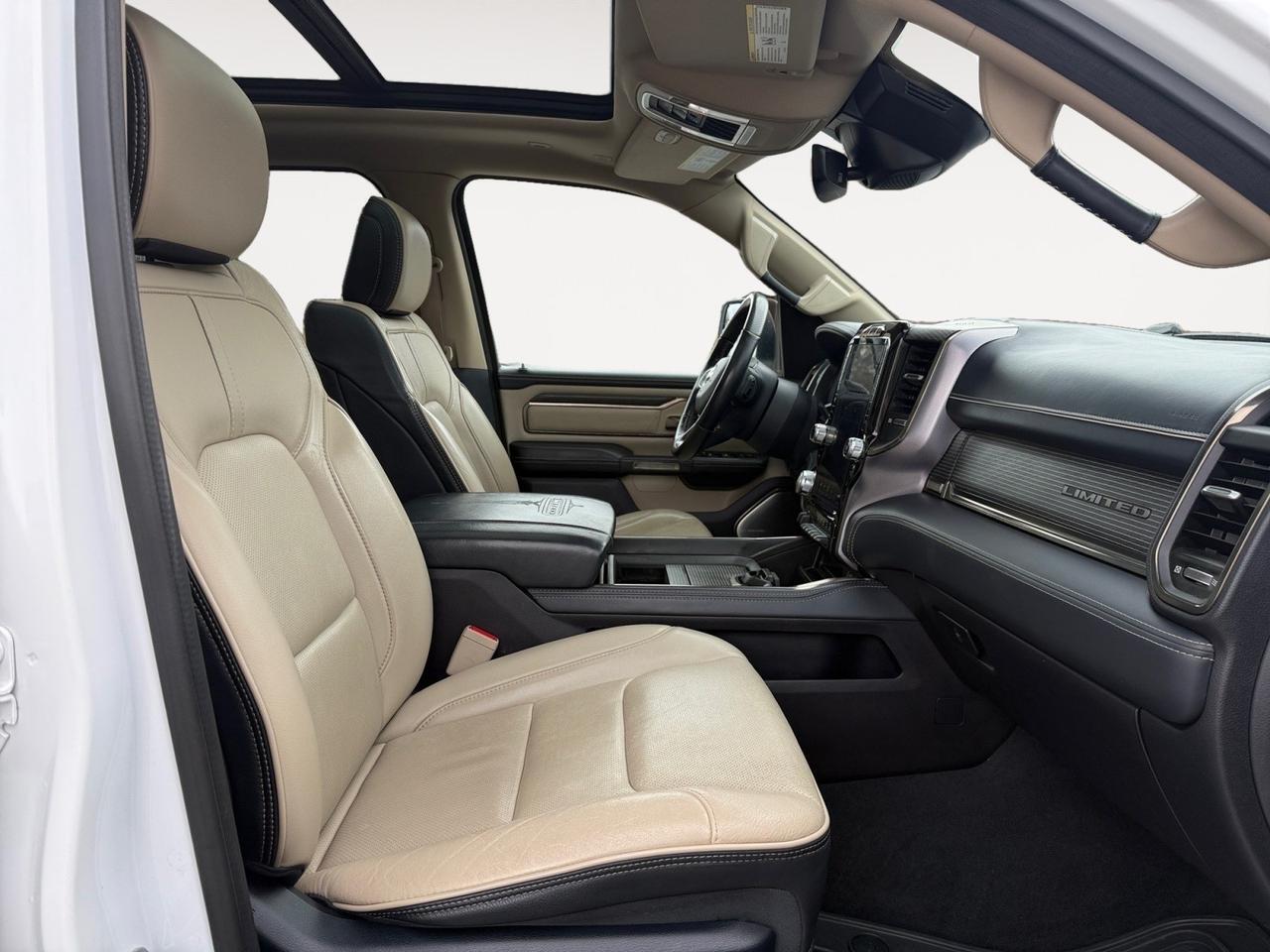 2020 Ram 1500 Limited, MOONROOF, HEATED/VENTILATED FRONT & REAR SEATS, POWER RUNNING BOARDS, TONNEAU COVER, POWER SLIDING REAR WINDOW, POWER FOLDING MIRRORS, HARMAN/KARDON SPEAKERS, ALL WEATHER FLOOR MATS, CLEAN CARFAX, THIS RAM HAS IT ALL MAKE IT YOURS TODAY! Norfolk VA