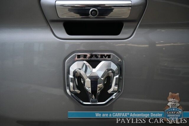 2020 Ram 1500 Lone Star / 4X4 / 5.7L V8 eTorque / Crew Cab / Auto Start / Off-Road & Big Horn Level 1 Pkg / Power Premium Cloth Seats / Apple CarPlay & Android Auto / Keyless Entry & Start / Tow Pkg / 22 MPG Anchorage AK