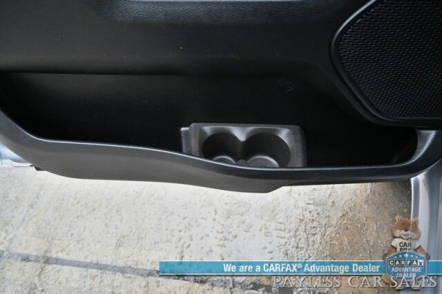 2020 Ram 1500 Lone Star / 4X4 / 5.7L V8 eTorque / Crew Cab / Auto Start / Off-Road & Big Horn Level 1 Pkg / Power Premium Cloth Seats / Apple CarPlay & Android Auto / Keyless Entry & Start / Tow Pkg / 22 MPG Anchorage AK