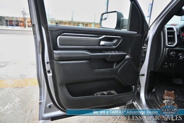 2020 Ram 1500 Lone Star / 4X4 / 5.7L V8 eTorque / Crew Cab / Auto Start / Off-Road & Big Horn Level 1 Pkg / Power Premium Cloth Seats / Apple CarPlay & Android Auto / Keyless Entry & Start / Tow Pkg / 22 MPG Anchorage AK