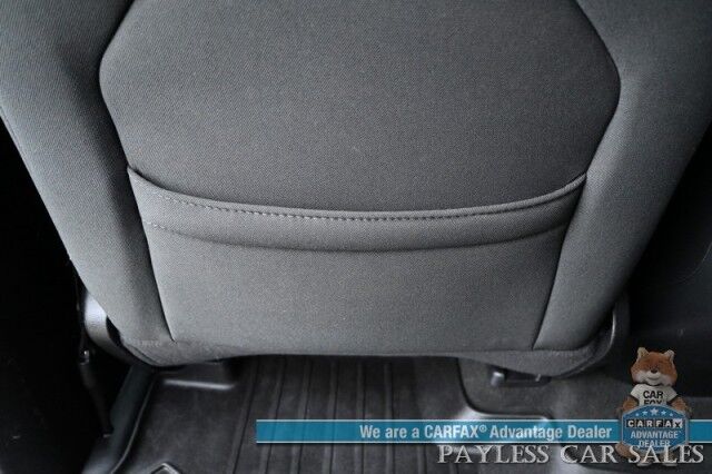 2020 Ram 1500 Lone Star / 4X4 / 5.7L V8 eTorque / Crew Cab / Auto Start / Off-Road & Big Horn Level 1 Pkg / Power Premium Cloth Seats / Apple CarPlay & Android Auto / Keyless Entry & Start / Tow Pkg / 22 MPG Anchorage AK