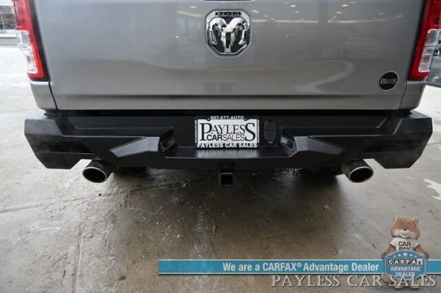 2020 Ram 1500 Lone Star / 4X4 / Crew Cab / 5.7L V8 eTorque / Auto Start / Off-Road & Big Horn Level 1 Group / Power Premium Cloth Seats / Apple CarPlay & Android Auto / Keyless Entry & Start / Tow Pkg / 22 MPG Wasilla AK