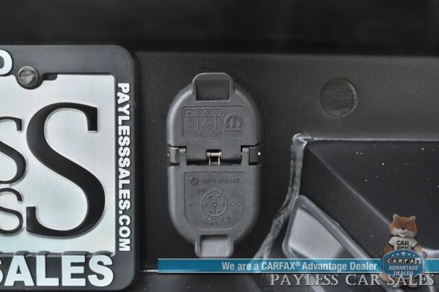 2020 Ram 1500 Lone Star / 4X4 / Crew Cab / 5.7L V8 eTorque / Auto Start / Off-Road & Big Horn Level 1 Group / Power Premium Cloth Seats / Apple CarPlay & Android Auto / Keyless Entry & Start / Tow Pkg / 22 MPG Anchorage AK