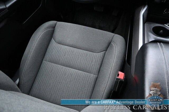 2020 Ram 1500 Lone Star / 4X4 / Crew Cab / 5.7L V8 eTorque / Auto Start / Off-Road & Big Horn Level 1 Group / Power Premium Cloth Seats / Apple CarPlay & Android Auto / Keyless Entry & Start / Tow Pkg / 22 MPG Anchorage AK