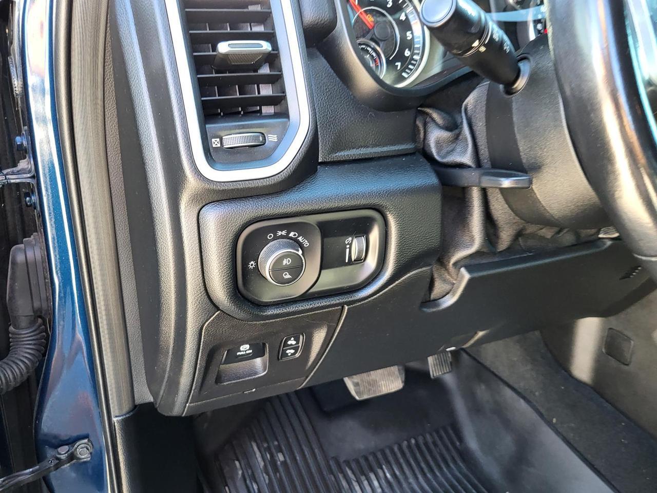 2020 Ram 1500 Lone Star 4x2 Crew Cab 5&apos;7 Box Beeville TX