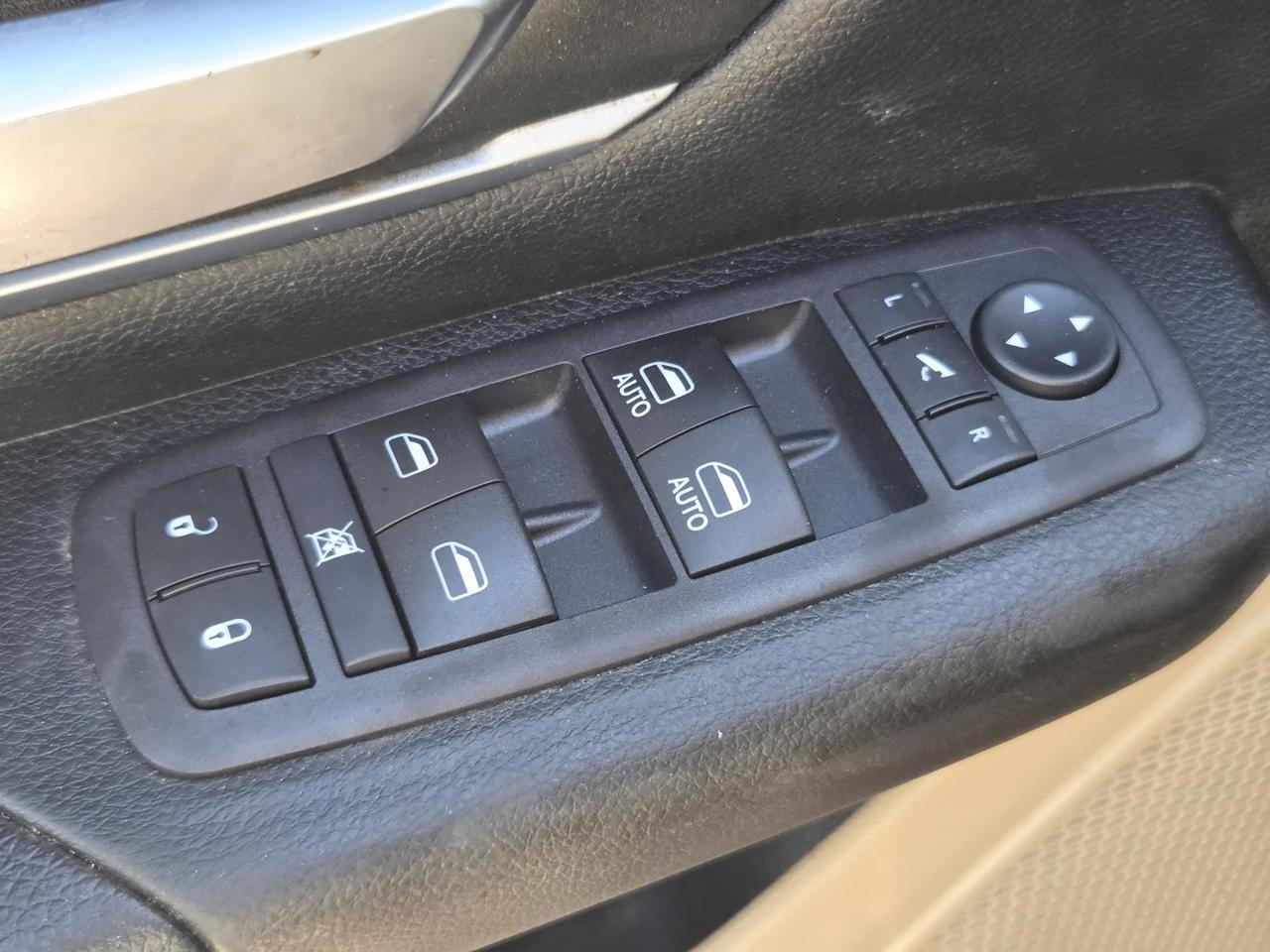 2020 Ram 1500 Lone Star 4x2 Crew Cab 5'7 Box Beeville TX