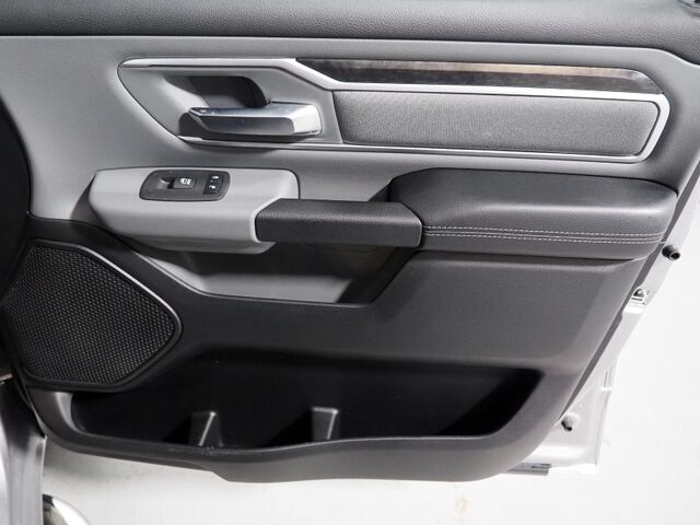 2020 Ram 1500 Lone Star Crew Cab RWD *BIG HORN, 5.7L V8, BACKUP-CAMERA, COLOR TOUCHSCREEN, PARK ASSIST, CRUISE CONTROL, PUSH BUTTON START, ALLOY WHEELS, BLUETOOTH, ANDROID & APPLE Round Rock TX
