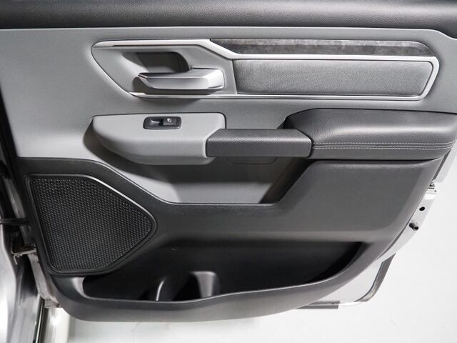 2020 Ram 1500 Lone Star Crew Cab RWD *BIG HORN, 5.7L V8, BACKUP-CAMERA, COLOR TOUCHSCREEN, PARK ASSIST, CRUISE CONTROL, PUSH BUTTON START, ALLOY WHEELS, BLUETOOTH, ANDROID & APPLE Round Rock TX