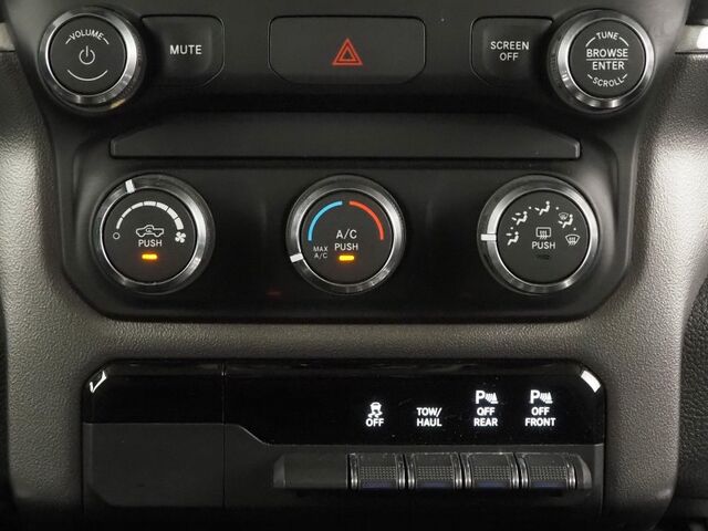 2020 Ram 1500 Lone Star Crew Cab RWD *BIG HORN, 5.7L V8, BACKUP-CAMERA, COLOR TOUCHSCREEN, PARK ASSIST, CRUISE CONTROL, PUSH BUTTON START, ALLOY WHEELS, BLUETOOTH, ANDROID & APPLE Round Rock TX