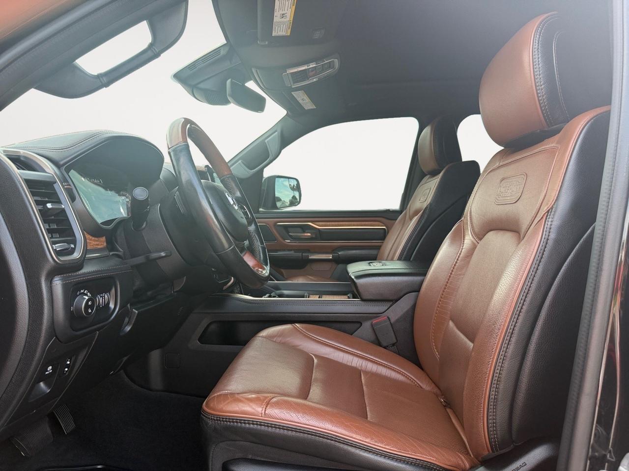 2020 Ram 1500 Longhorn, HEATED/VENTILATED FRONT,REAR SEATS, HEATED STEERING WHEEL, APPLE CARPLAY/ANDROID AUTO, MOONROOF, BED LINER, POWER RUNNING BOARDS, POWER SLIDING REAR WINDOW, HARMAN/KARDON SPEAKERS, BACKUP CAMERA, TOW PACKAGE, THIS RAM 1500 HAS IT ALL MAKE I