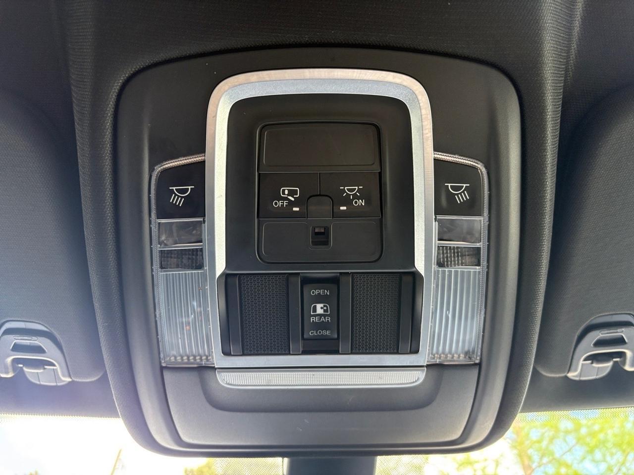 2020 Ram 1500 Rebel/Sport, TOW PACKAGE, RUNNING BOARDS, POWER TAILGATE, BACKUP CAMERA WITH PARKING SENSORS, POWER FOLDING MIRRORS, REMOTE START, HEATED STEERING WHEEL & SEATS, APPLE CARPLAY/ANDROID AUTO, LOW MILES, THIS TRUCK IS IN PERFECT CONDITION! Virginia Beach VA