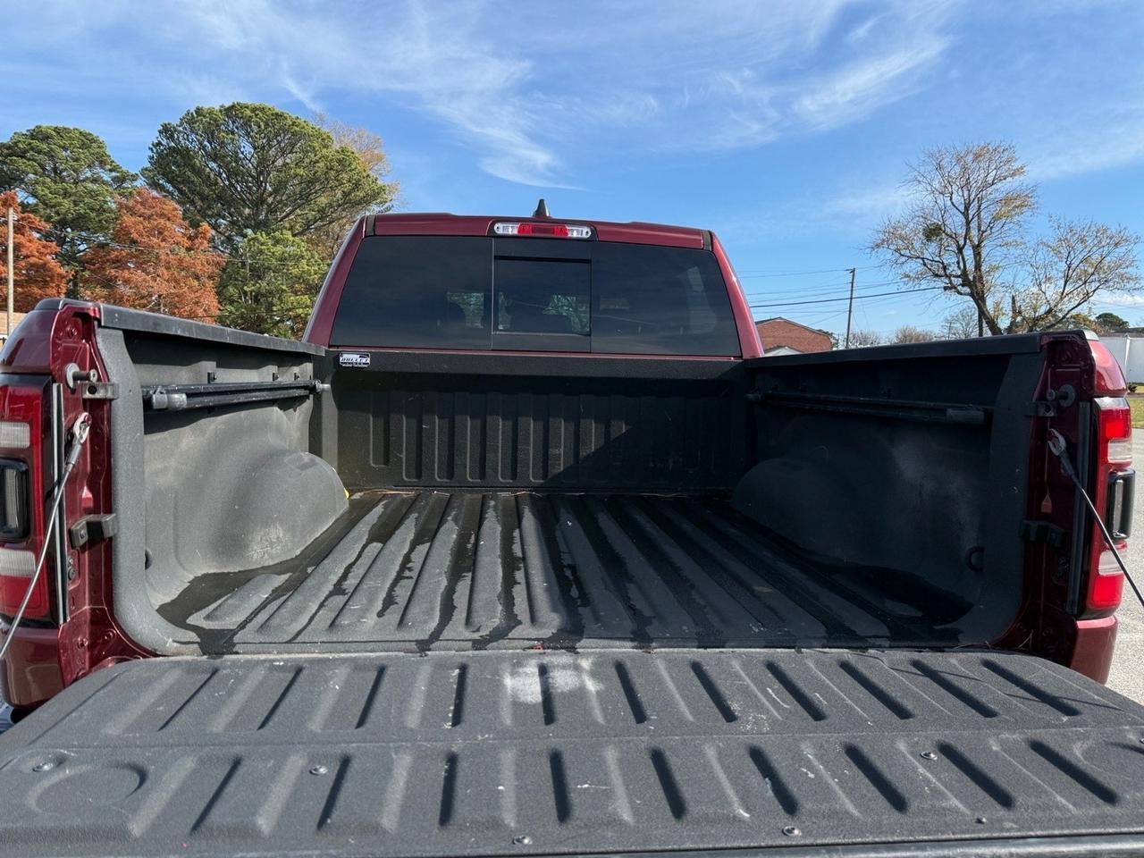 2020 Ram 1500 SPORT, BACKUP CAMERA, HEATED SEATS, HEATED STEERING WHEEL, APPLE CARPLAY/ANDROID AUTO, POWER FOLDING MIRRORS, HEATED MIRRORS, WIFI, REMOTE START, PUSH BUTTON START, CLEAN CARFAX, COME AND TEST DRIVE THIS RAM REBEL TODAY! Norfolk VA