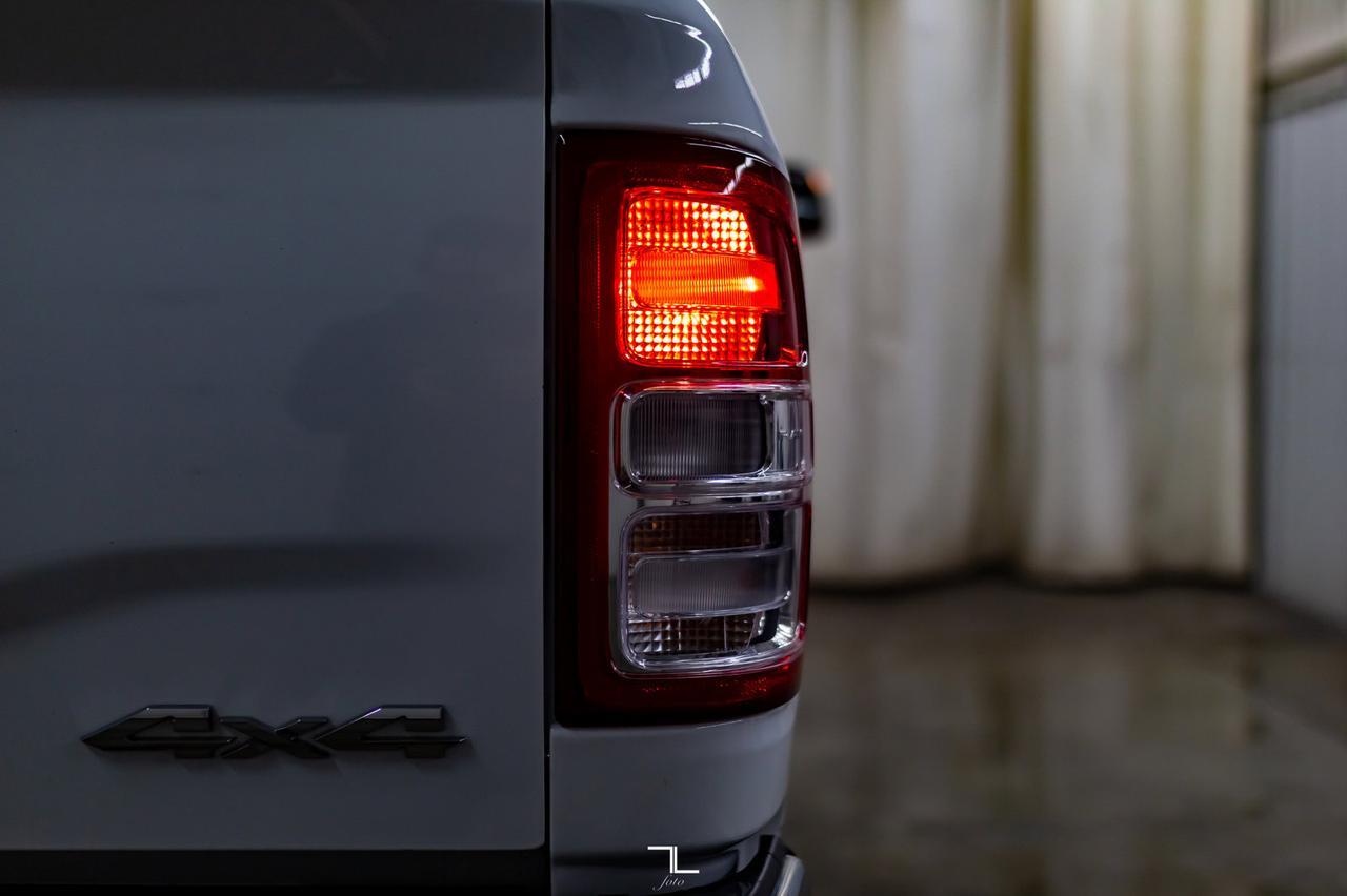 2020 Ram 2500 4x4 Crew Cab Big Horn HEMI BCam Red Deer AB