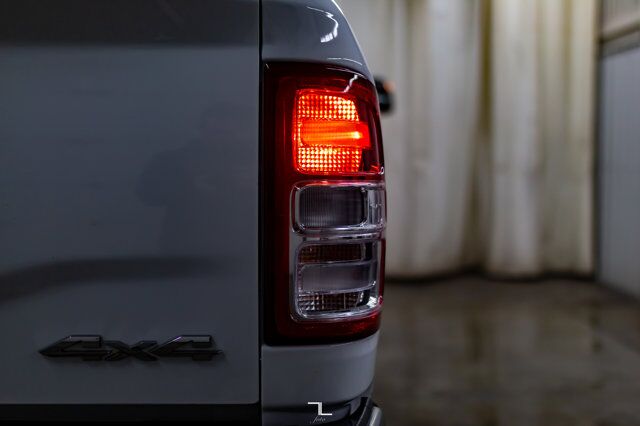 2020 Ram 2500 4x4 Crew Cab Big Horn HEMI BCam Red Deer AB