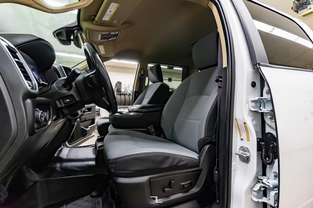 2020 Ram 2500 4x4 Crew Cab Big Horn HEMI BCam Red Deer AB