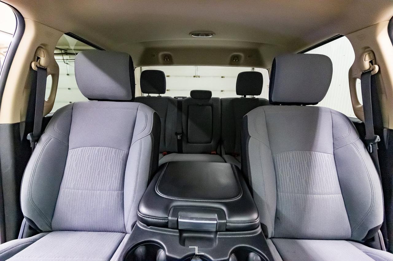 2020 Ram 2500 4x4 Crew Cab Big Horn HEMI BCam Red Deer AB