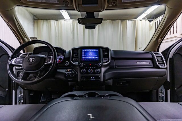 2020 Ram 2500 4x4 Crew Cab Big Horn HEMI BCam Red Deer AB