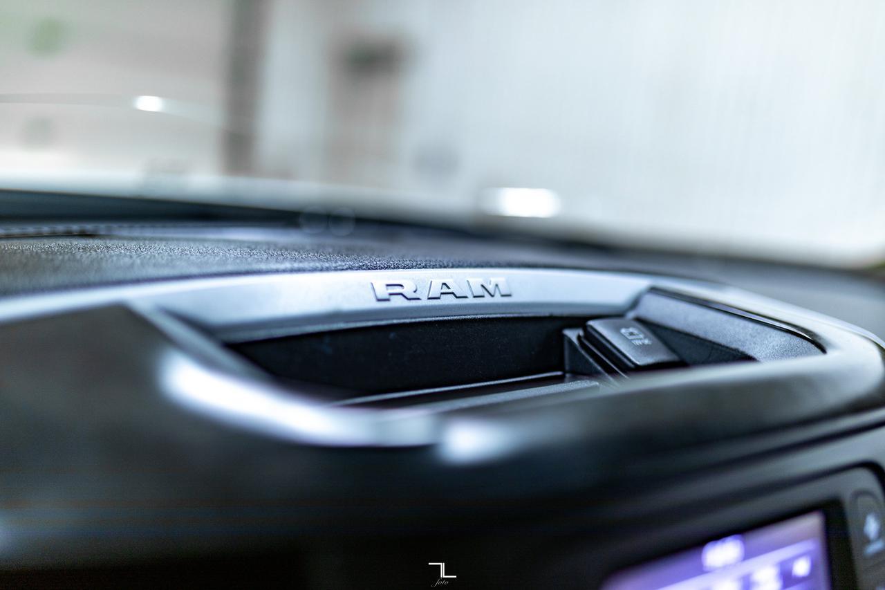 2020 Ram 2500 4x4 Crew Cab Big Horn HEMI BCam Red Deer AB