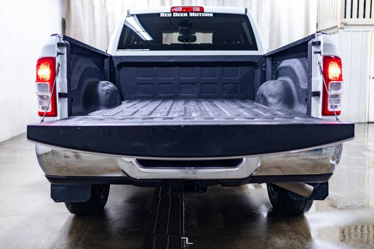 2020 Ram 2500 4x4 Crew Cab Big Horn HEMI BCam Red Deer AB