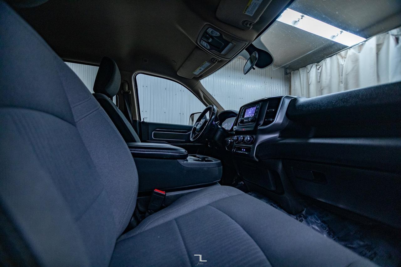 2020 Ram 2500 4x4 Crew Cab Big Horn HEMI BCam Red Deer AB