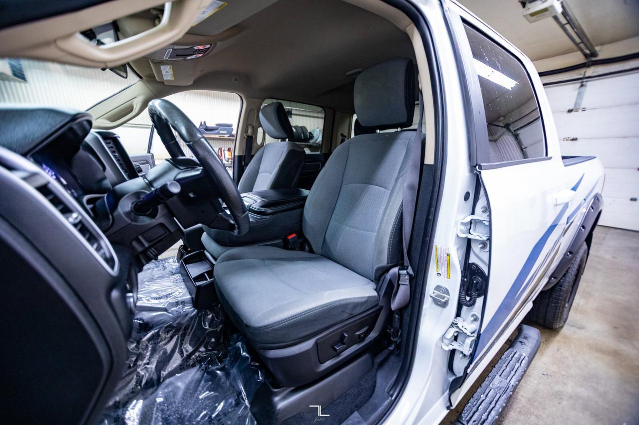 2020 Ram 2500 4x4 Crew Cab Big Horn HEMI BCam Red Deer AB