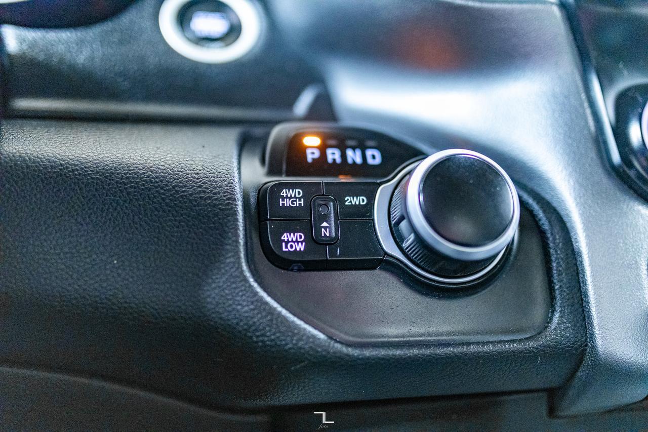 2020 Ram 2500 4x4 Crew Cab Big Horn HEMI BCam Red Deer AB