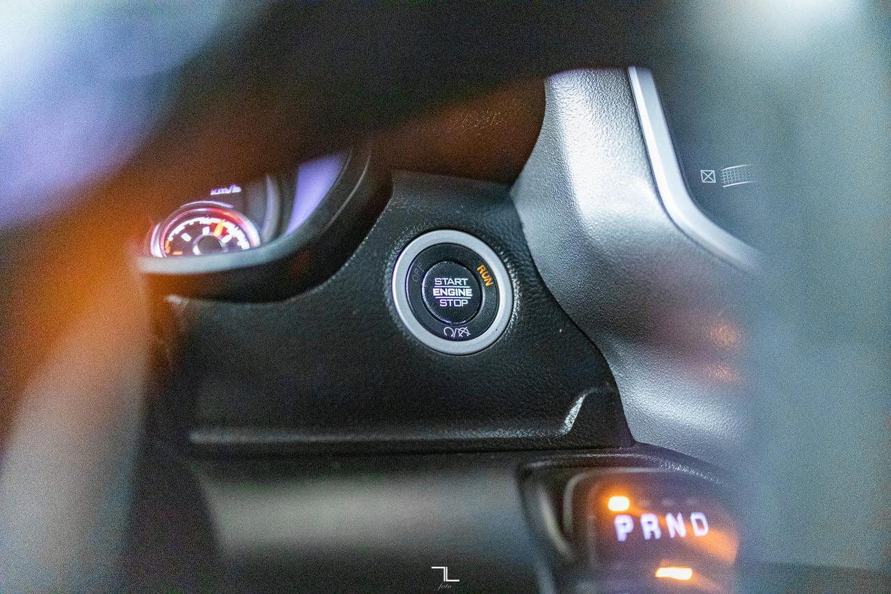 2020 Ram 2500 4x4 Crew Cab Big Horn HEMI BCam Red Deer AB