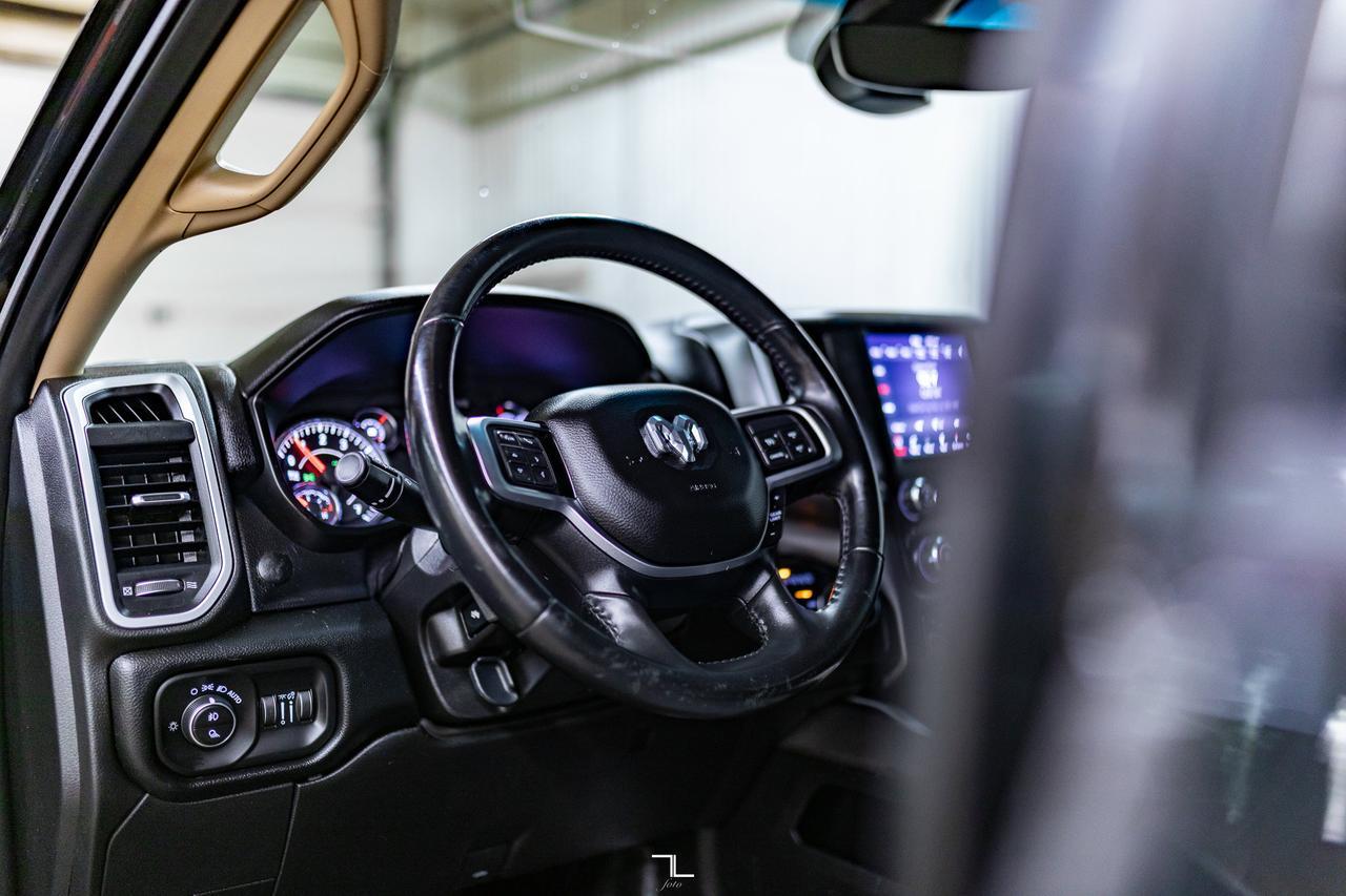 2020 Ram 2500 4x4 Crew Cab Big Horn HEMI BCam Red Deer AB