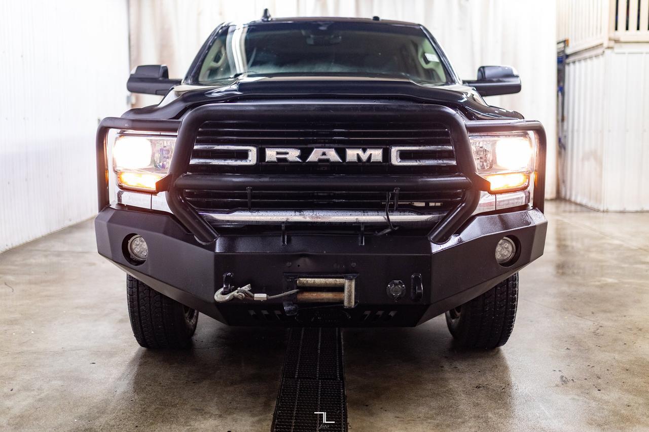 2020 Ram 2500 4x4 Crew Cab Big Horn HEMI BCam Red Deer AB