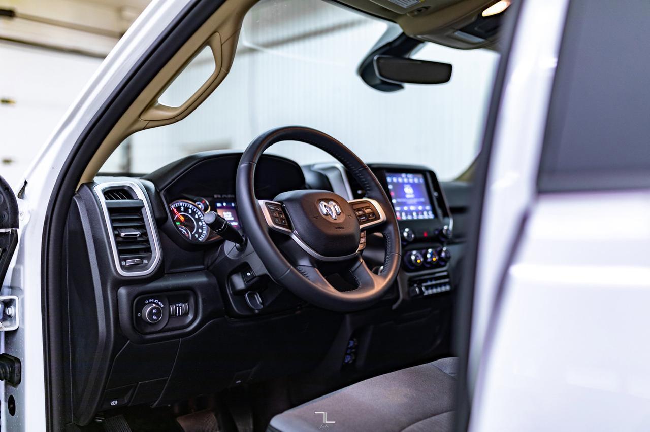 2020 Ram 2500 4x4 Crew Cab Big Horn HEMI BCam Red Deer AB