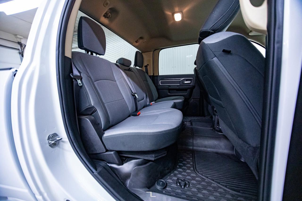2020 Ram 2500 4x4 Crew Cab Big Horn HEMI BCam Red Deer AB
