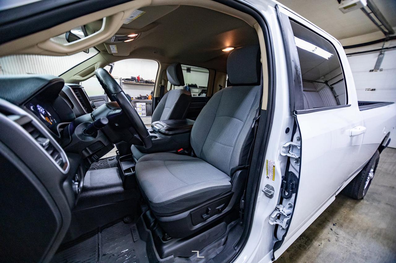 2020 Ram 2500 4x4 Crew Cab Big Horn Longbox BCam Red Deer AB