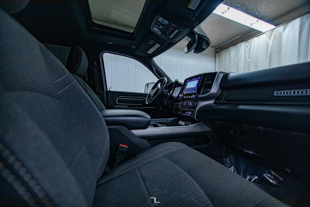 2020 Ram 2500 4x4 Crew Cab Big Horn Sport Diesel Nav Roof BCam Red Deer AB