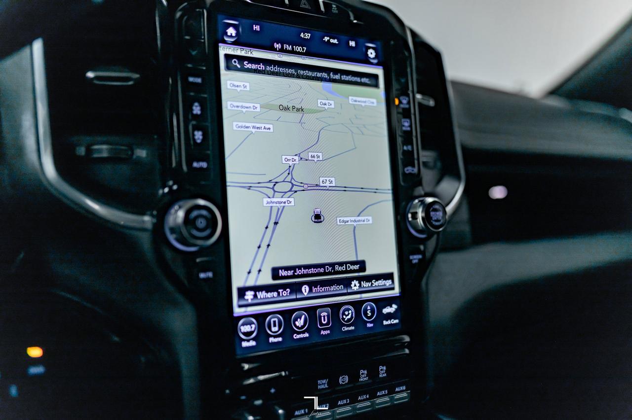 2020 Ram 2500 4x4 Crew Cab Laramie Diesel Leather Roof Nav Red Deer AB