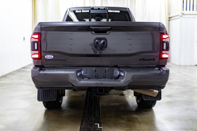 2020 Ram 2500 4x4 Crew Cab Laramie Diesel Leather Roof Nav Red Deer AB