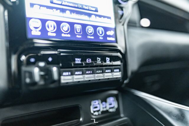 2020 Ram 2500 4x4 Crew Cab Laramie Diesel Leather Roof Nav Red Deer AB