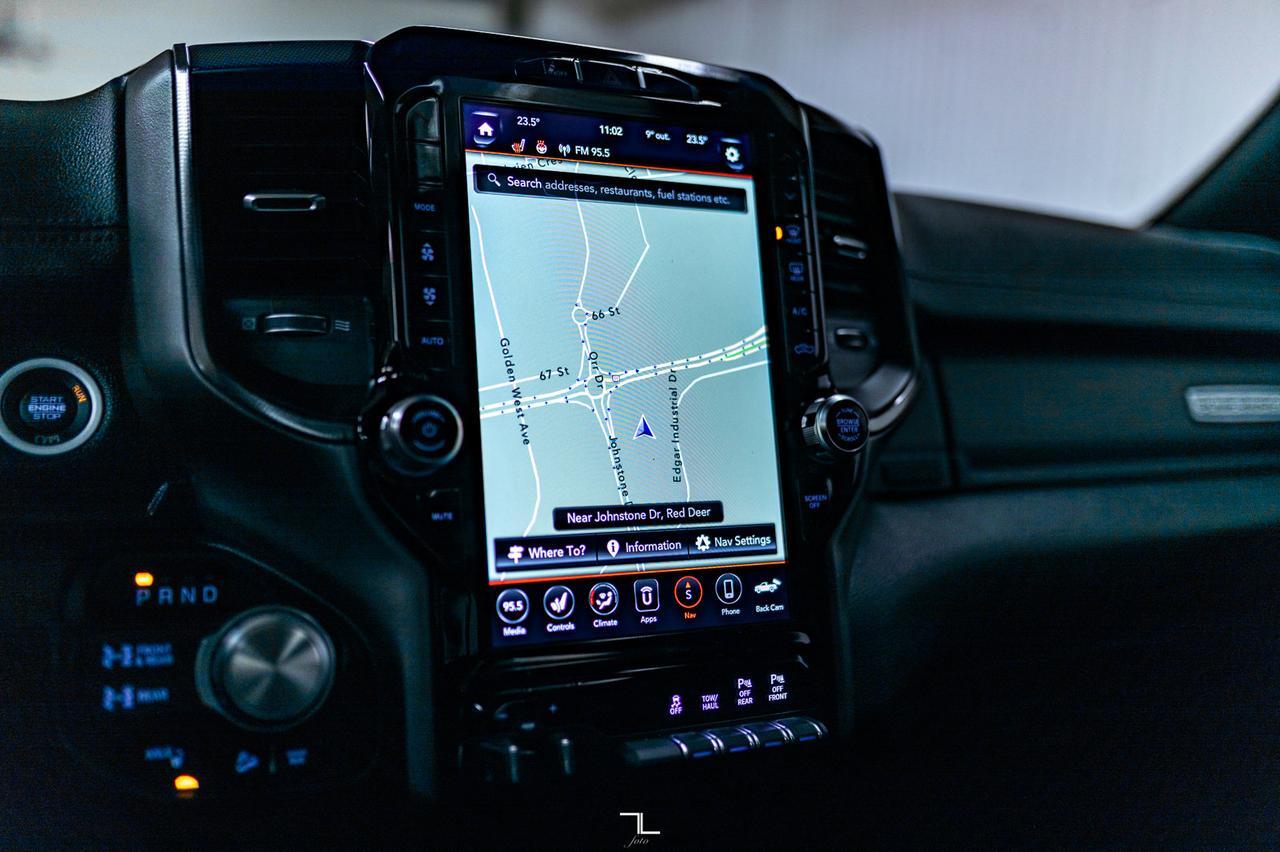 2020 Ram 2500 4x4 Crew Cab Power Wagon Leather Roof Nav Red Deer AB