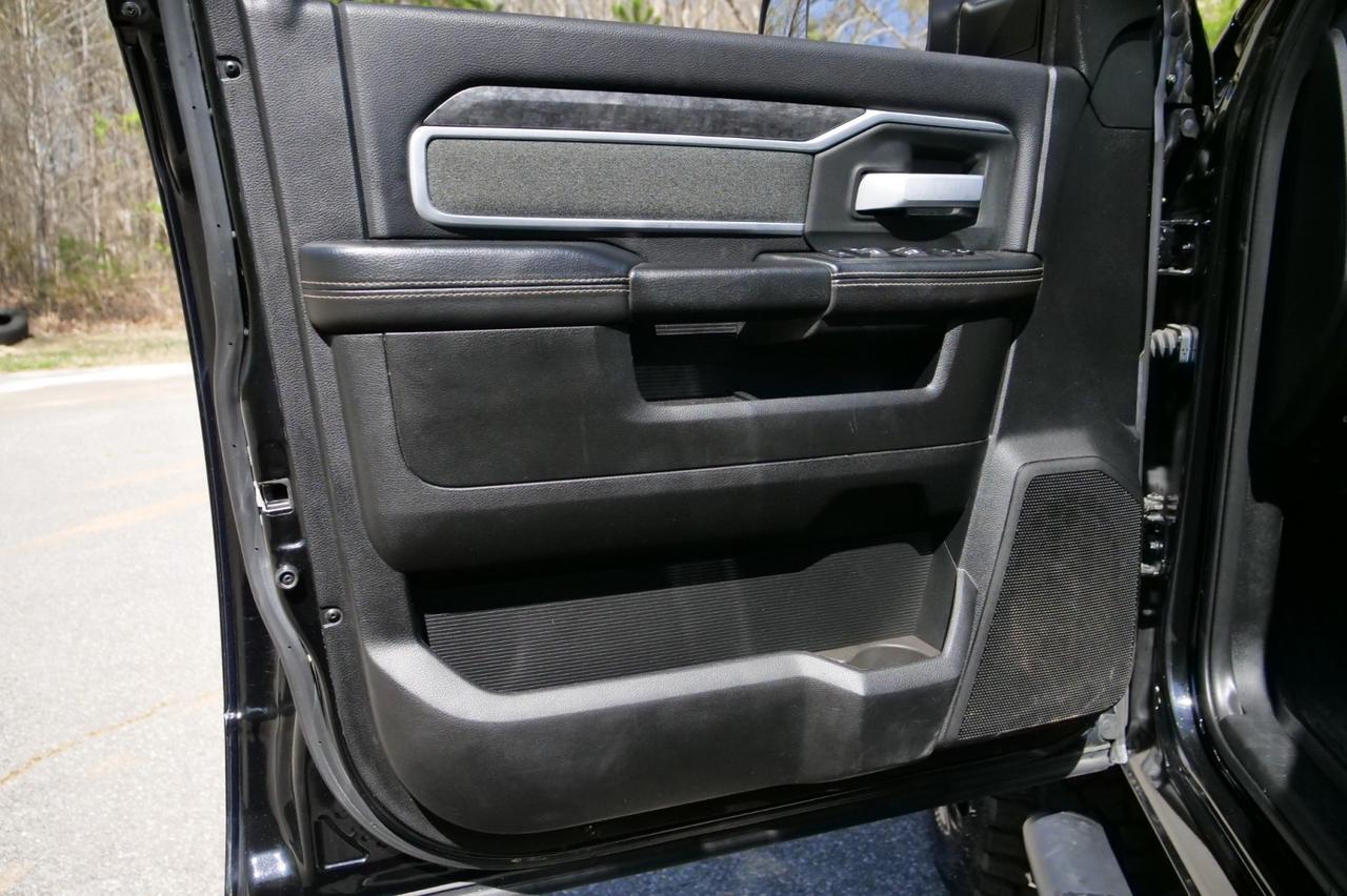 2020 Ram 2500 Big Horn 4X4 / Night Edition / Diesel / Level 1 Equipment! Lincolnton NC