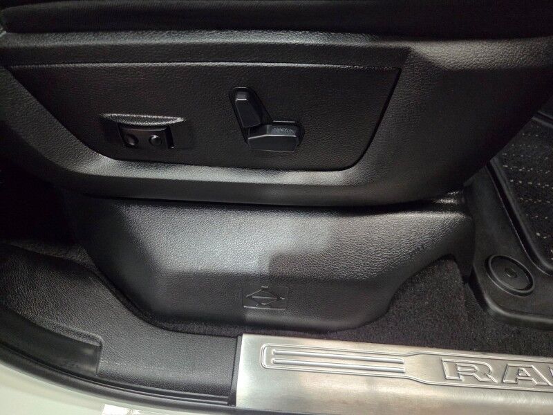 2020 Ram 2500 Limited Mega Cab Ram Box 6.7L Diesel 12in Screen Camera FREE WARRANTY Arlington TX