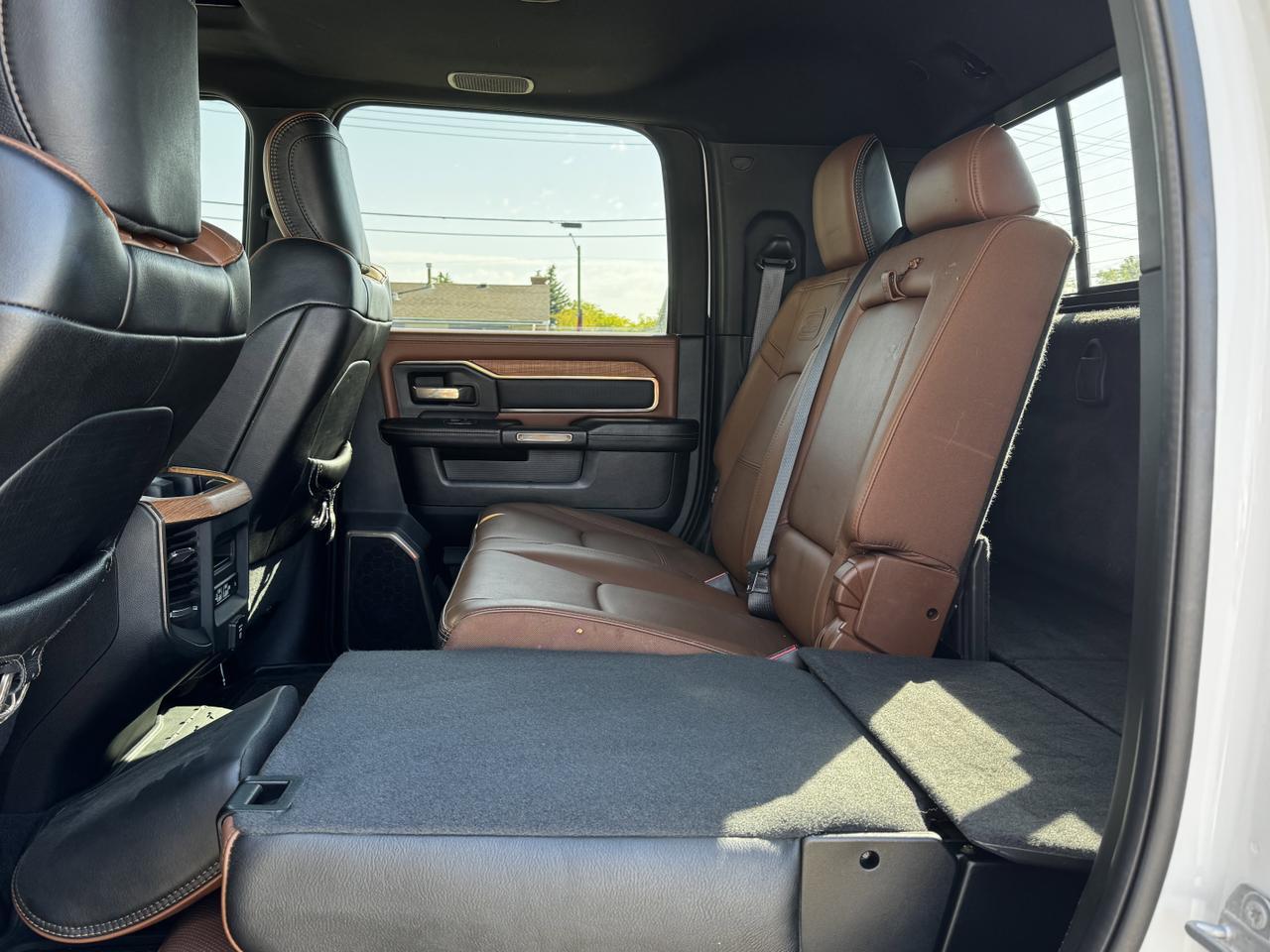 2020 Ram 2500 Longhorn Mega Cab 4x4 | Cummins Diesel | Leather | Heated Vented Seats | Sunroof | Backup Camera Redwater AB